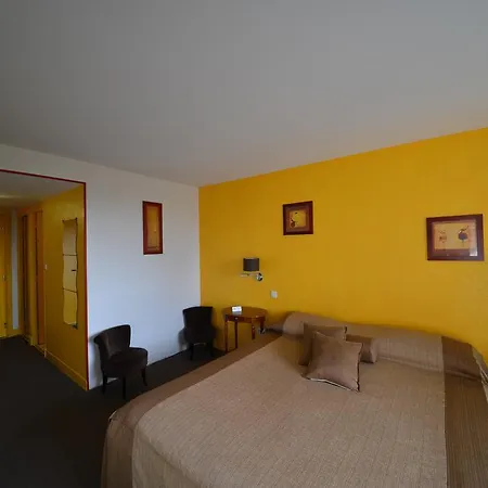 Arcantis Bomotel 3* Montluçon