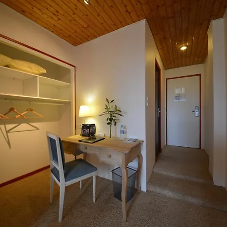 Arcantis Bomotel 3*