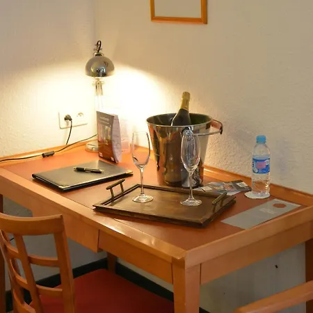 Bomotel 3* Montluçon