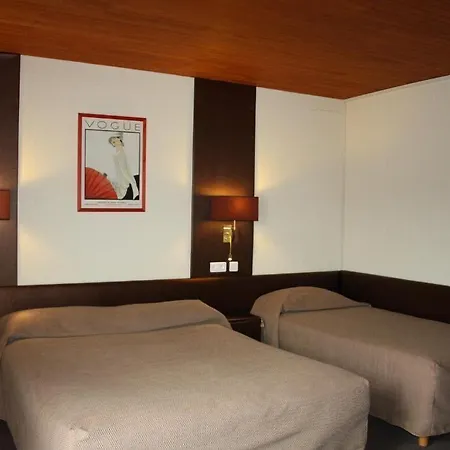 Bomotel Otel Montluçon