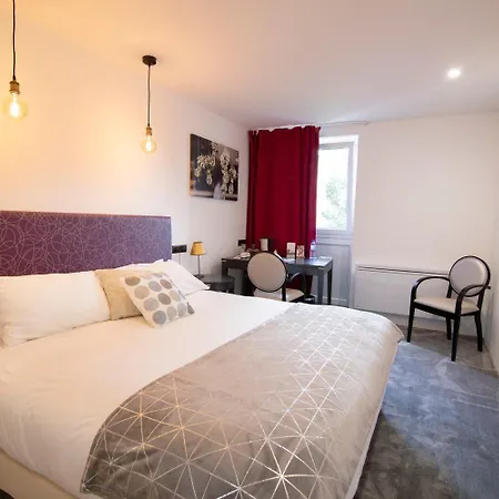 Bomotel Otel Montluçon