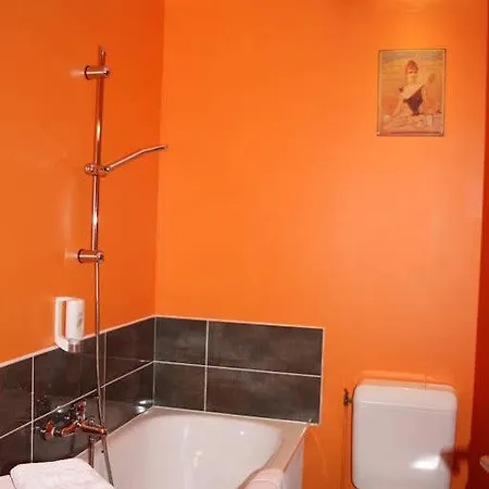 Hotel Bomotel 3*